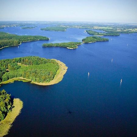 Вилла Dom Przy Lini Brzegowej Jezioraka Илава Экстерьер фото